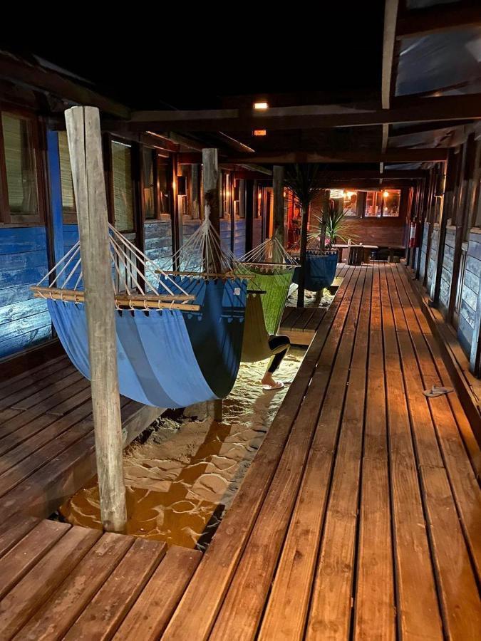 Mar De Fondo Hostel Пунта Дел Диабло Екстериор снимка