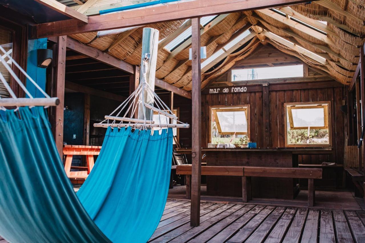 Mar De Fondo Hostel Пунта Дел Диабло Екстериор снимка