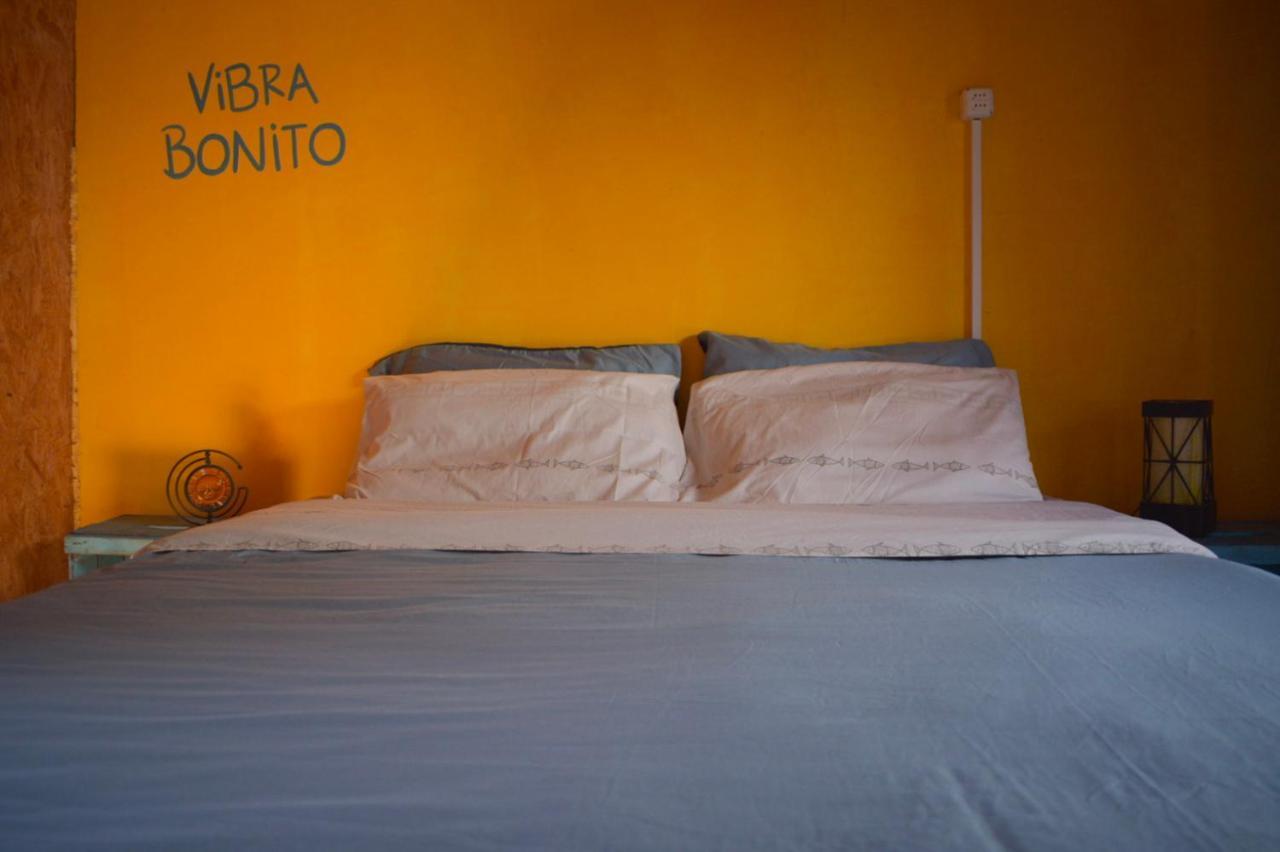 Mar De Fondo Hostel Пунта Дел Диабло Екстериор снимка